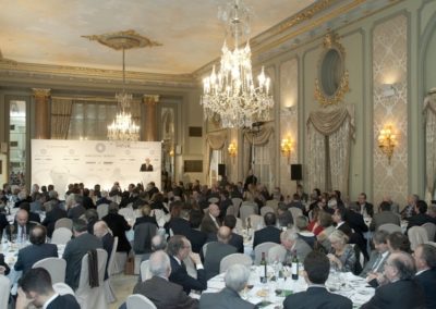 Barcelona Tribuna amb Felip Puig 02.12.2013