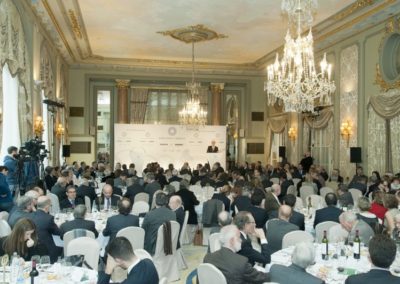 Barcelona Tribuna amb Felip Puig 02.12.2013