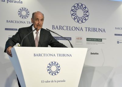 Simon manley a Barcelona Tribuna