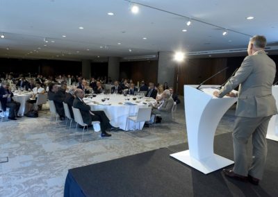 Simon manley a Barcelona Tribuna