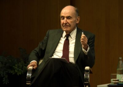 Miquel Roca i Junyent, president d'Amics del País