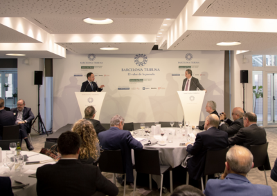 Xavier Espot Zamora i Enric Sierra al col·loqui de Barcelona Tribuna